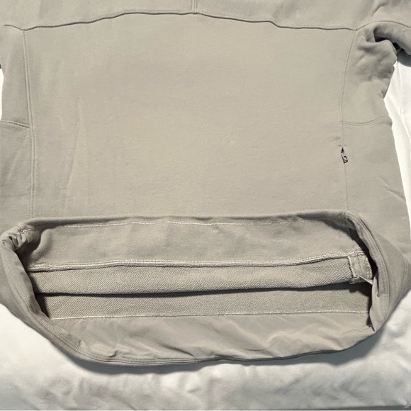 lululemon athletica French Terry Oversized Long Sleeve Crew - Picture 7 of 16